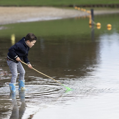 Red de Pesca con Mango de Bambu